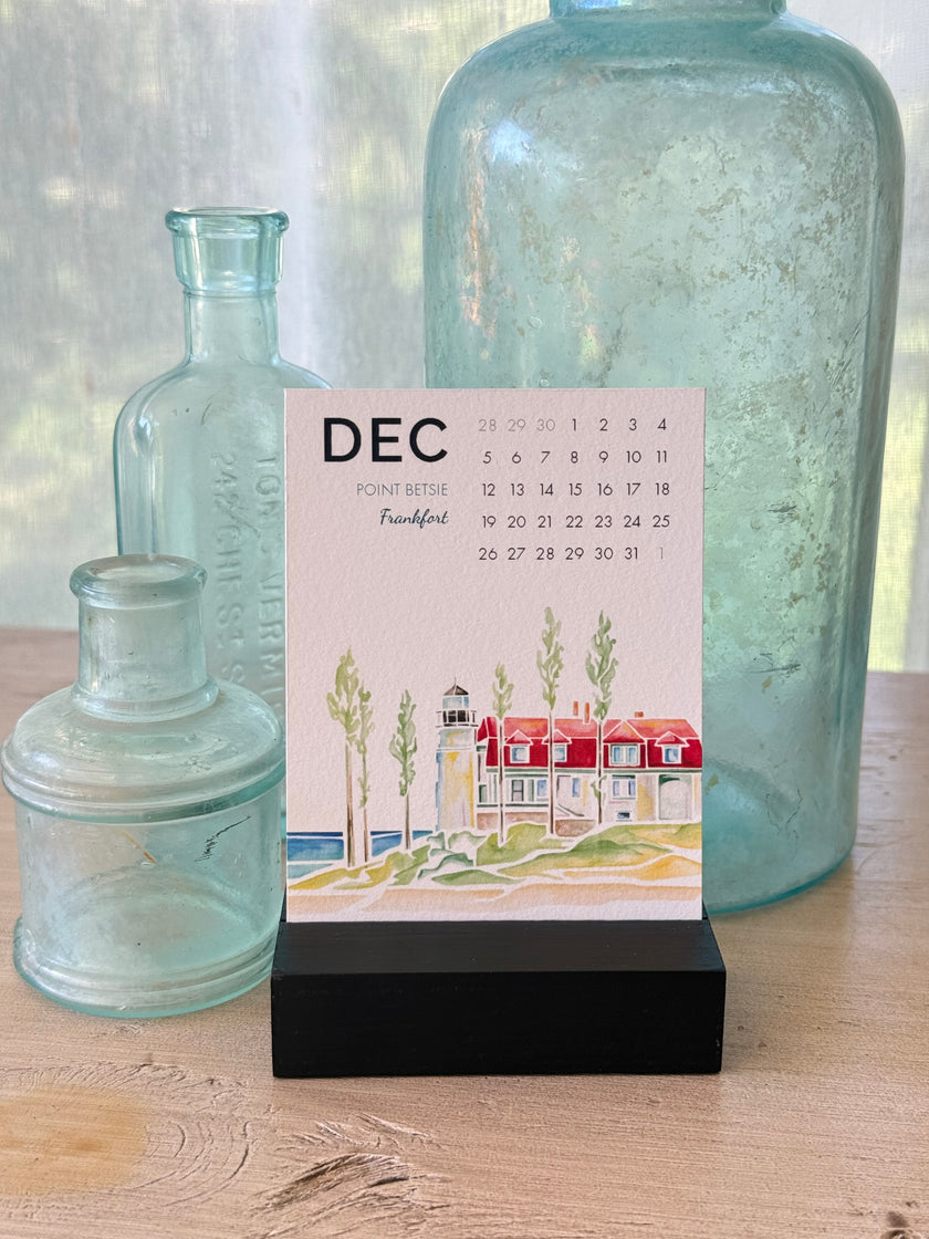 2027 Mini Desk Calendar: Michigan Lighthouses